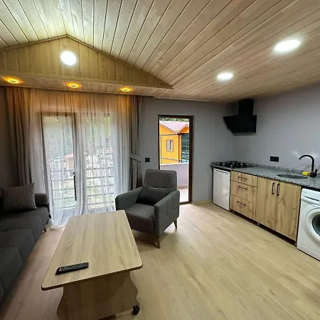 Aparthotel Aderfia *